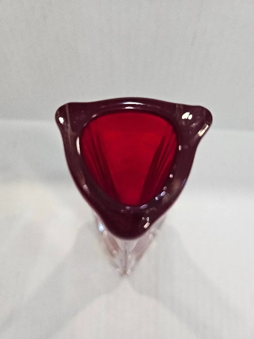 Gorgeous Crimson Whitefriars Tricorn Art Glass Vase Pattern 9570 Geoffrey Baxter